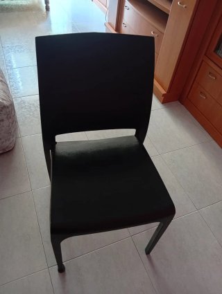 Sillas negras modernas (20 unidades) 10 por unidad