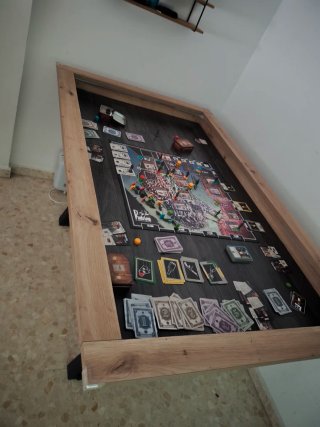 Mesa de juego de mesa artesanal con luz led