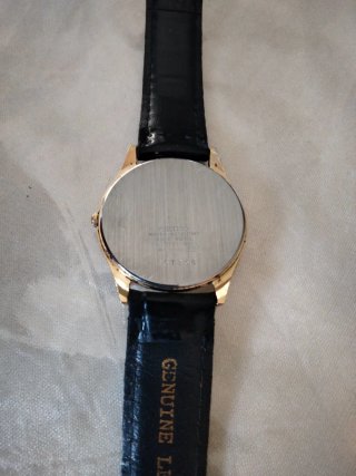 Reloj Seiko Quartz Vintage Dorado