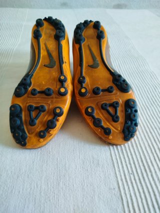 Zapatillas fútbol Nike niño naranja