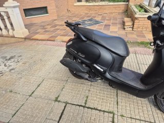 Moto Scooter 49cc Negra 2023
