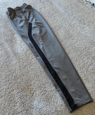Pantalón Jordan niño gris