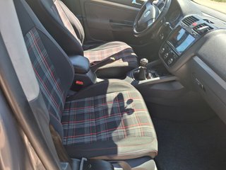 Volkswagen Golf 2005
