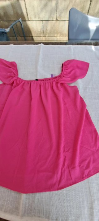 Talla XL. Blusa rosa con volantes rosa fucsia ropa