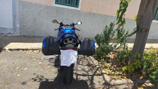 Triumph sprint st 1050 Azul Manual