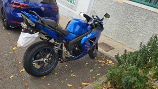 Triumph sprint st 1050 Azul Manual