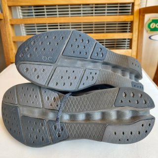 Zapatillas On Cloudsurfer 2 Talla 43