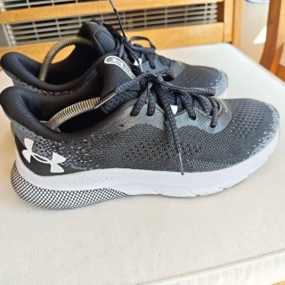 Zapatillas Under Armour HOVR Turbulence 2 T.42.5