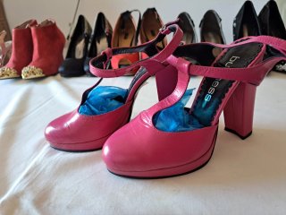 Zapatos de tacón rosa talla 35.