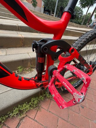Bicicleta Giant Reign 2 Roja