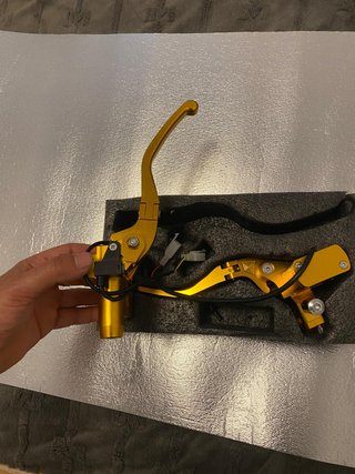 Kit Manetas Freno Hidráulico Moto Dorado