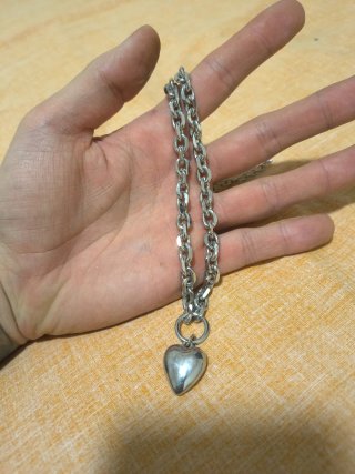 Collar corazón metalico