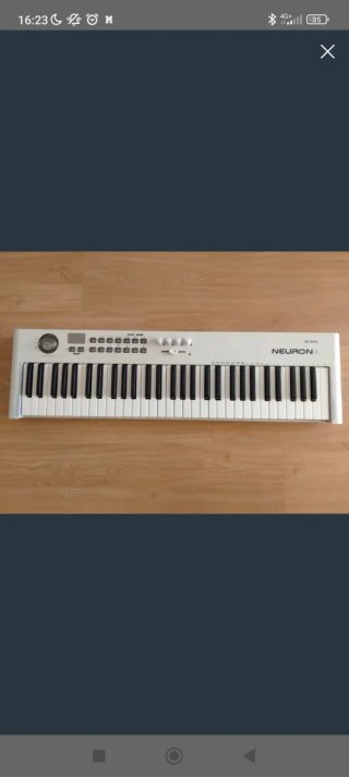 Teclado MIDI Icon Neuron 61 teclas