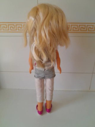 Muñeca Nancy de Famosa.