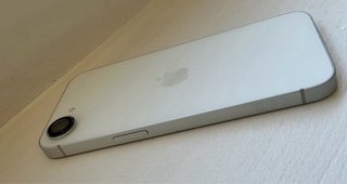iPhone 16e 128GB Blanco/100% BATERÍA/CAJA+7 FUNDAS