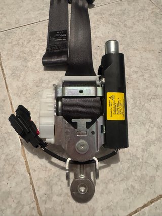 Pareja cinturones delanteros Renault Clio III