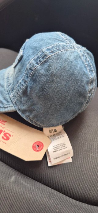 Gorra bebé Levi's