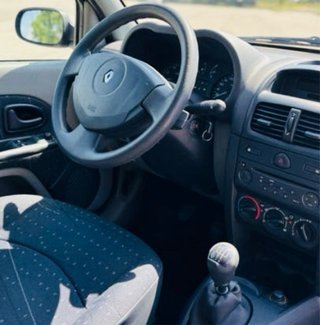 Renault Clio 2004