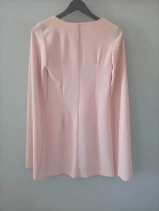 Vestido capa rosa talla M