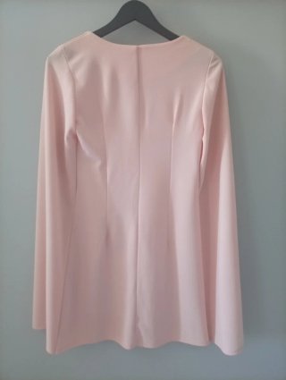 Vestido capa rosa talla M