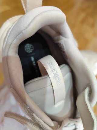 Zapatillas Adidas Gris y Blanco