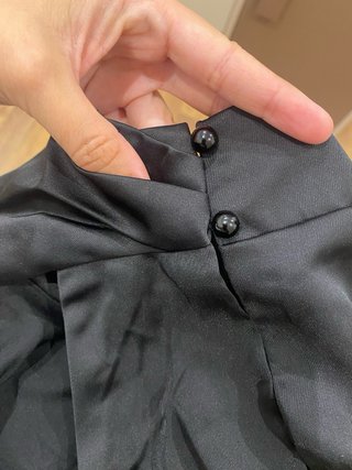 Vestido negro elegante para evento