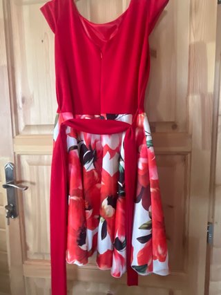 Vestido fiesta floral rojo