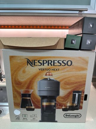 Cafetera Nespresso Vertuo Blanca