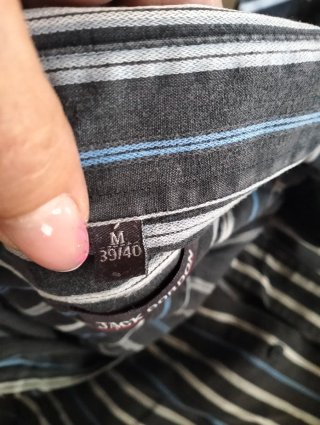 2 Camicie Uomo Nere e Multicolore(art,22)