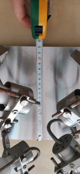 Lámpara de techo metálica plateada