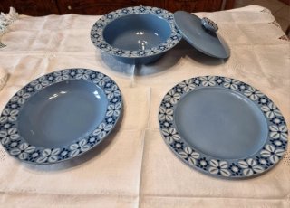 Zuppiera Laveno Ginori con coperchio e 2 piatti