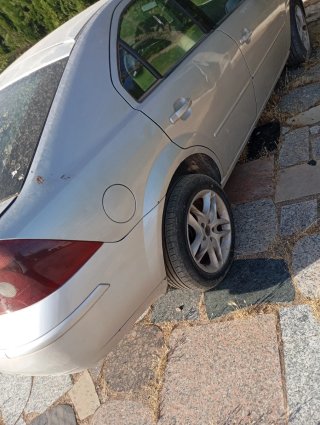 Ford Mondeo Ford Mondeo 2002