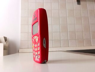 Nokia 3310 FERRARI + Batteria Nuova + Caricatore