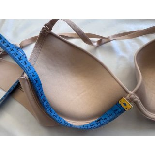 Sujetador nude copas preformadas