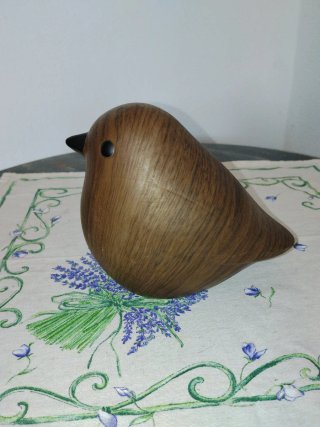 Uccello decorativo in ceramica marrone