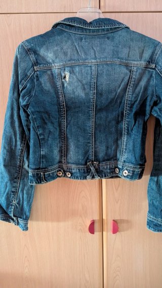Chaqueta vaquera Stradivarius azul