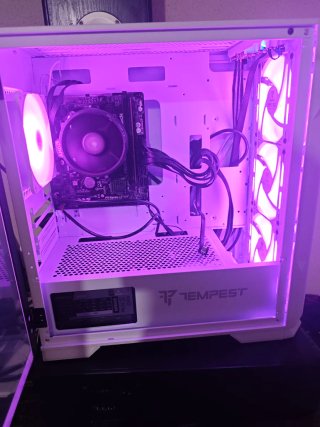Torre PC Tempest Airflow Stockade ARGB +fuente 500
