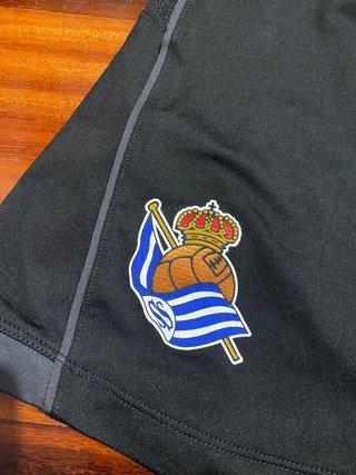Falda deportiva Real Sociedad Macron negra