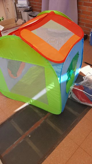 Tienda campaña infantil con túneles,bolas y alfomb