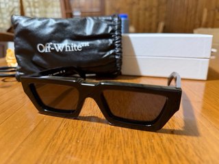 Occhiali da sole Off-White Manchester Neri