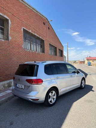 Volkswagen Touran 7 PLAZAS Sport PERFECTA!!