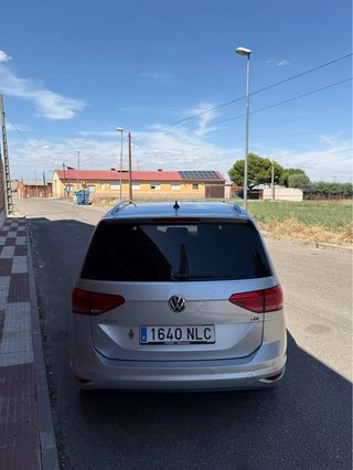 Volkswagen Touran 7 PLAZAS Sport PERFECTA!!
