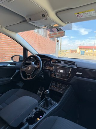 Volkswagen Touran 7 PLAZAS Sport PERFECTA!!