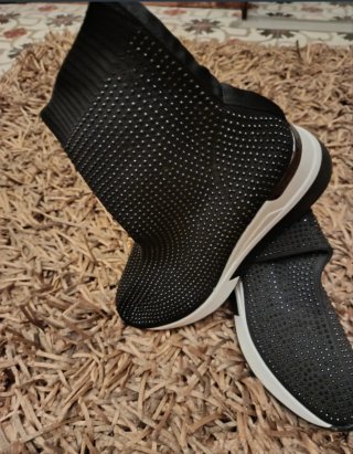 Botines negros pedrería elástico mujer