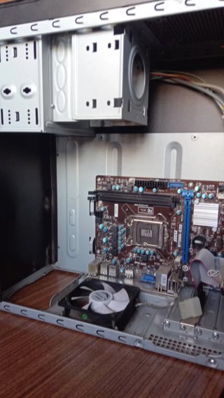 Torre PC Negra