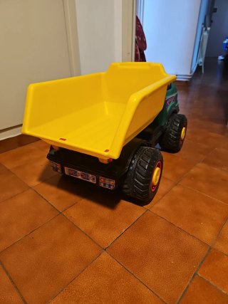 Camión de Juguete Amarillo y Verde