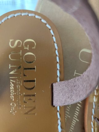 Sandalias doradas Golden Sun