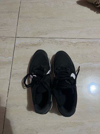 Zapatillas Nike Running Negras Sin Usar