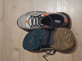 Zapatillas Zara Beige y Naranja Talla 43