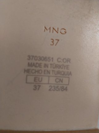 Sandalias Mango doradas